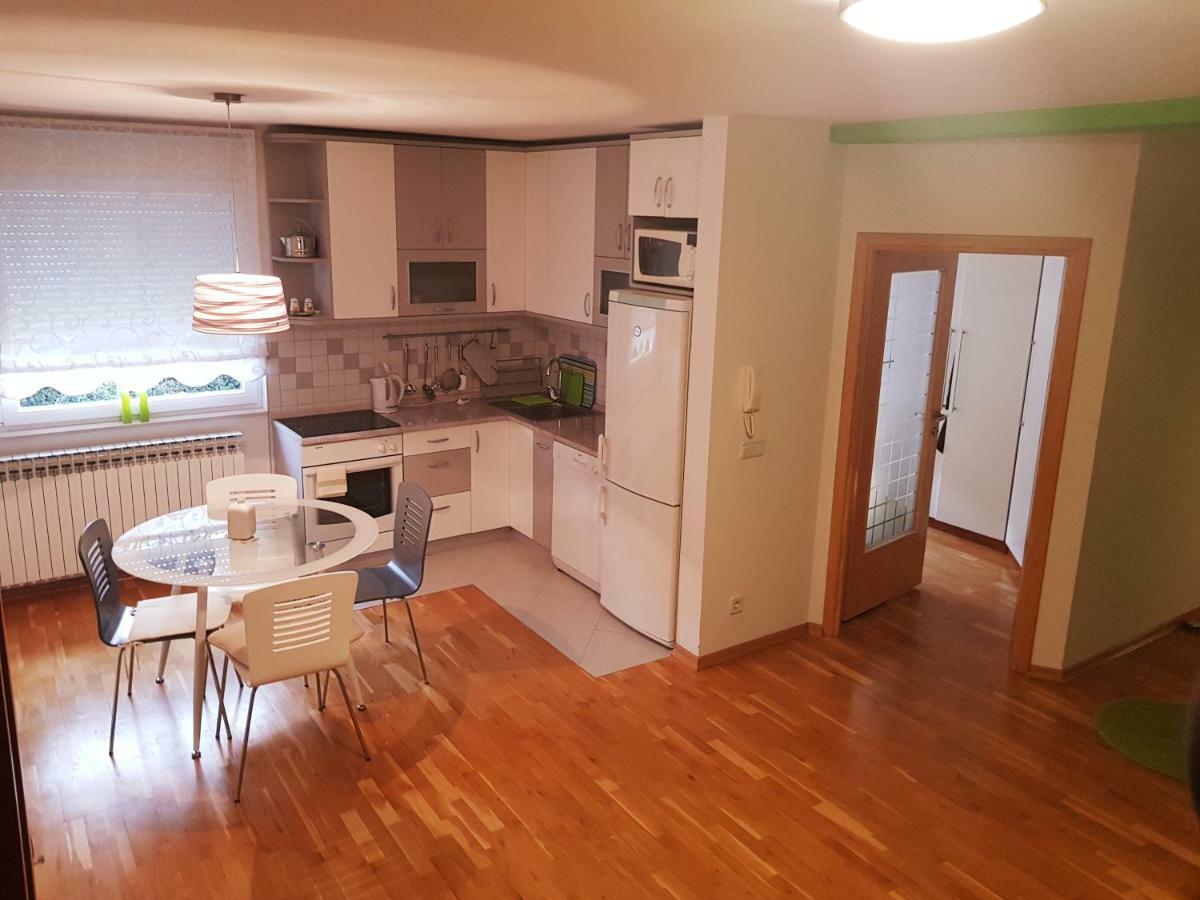 Apartment Dominik Osijek Zewnętrze zdjęcie