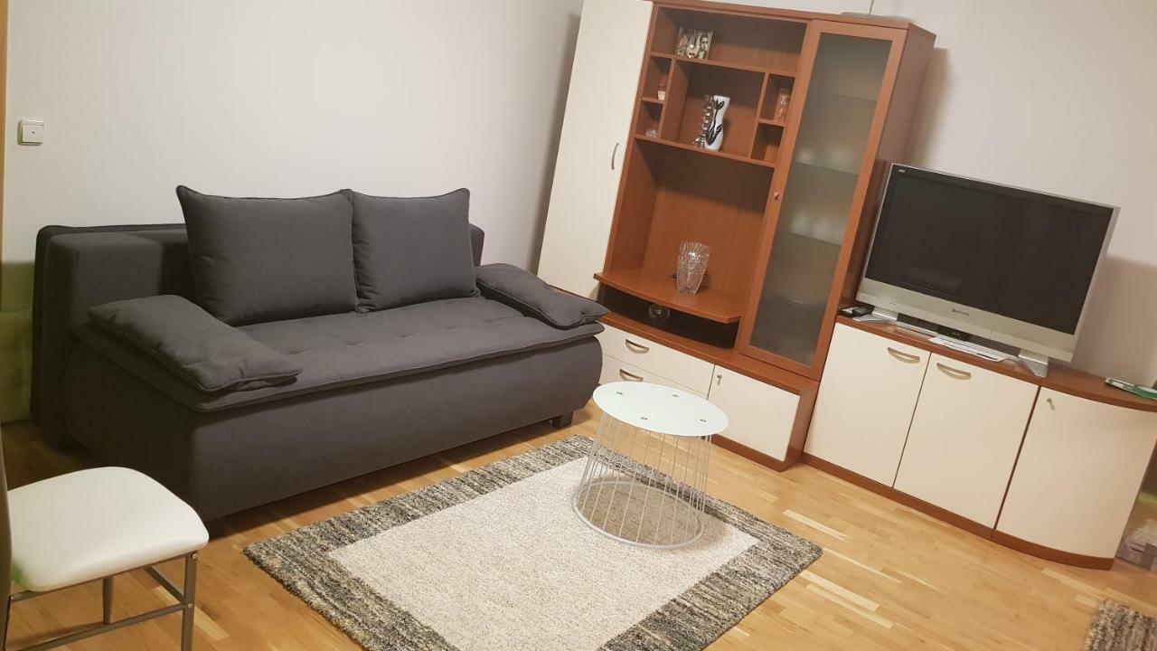 Apartment Dominik Osijek Zewnętrze zdjęcie